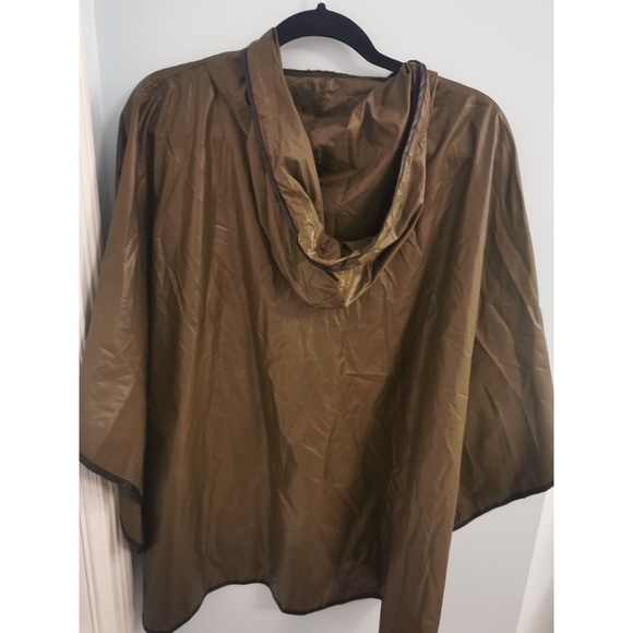 NWOT Steve Madden Poncho - Picture 2 of 3